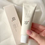 خرید کرم ضد آفتاب بی رنگ بیوتی آف جوسان SPF50